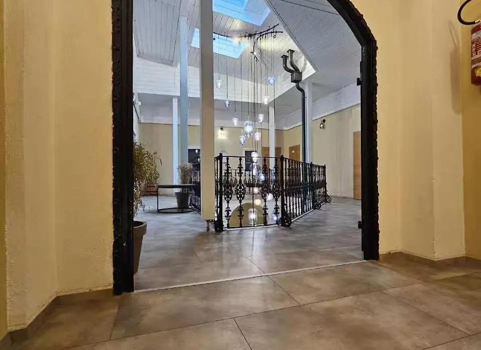Hotel SINOS-1